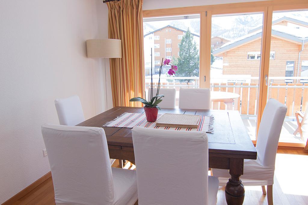 Chalet Haus Perla Saas-Fee Quarto foto